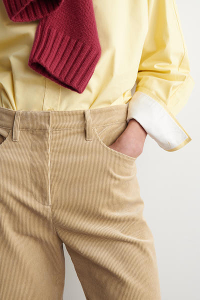 COS コーデュロイストレートレッグパンツ