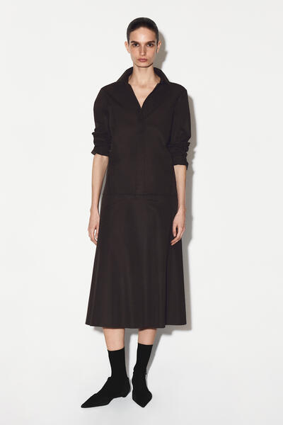 COS 刺繍入りコットンシャツ