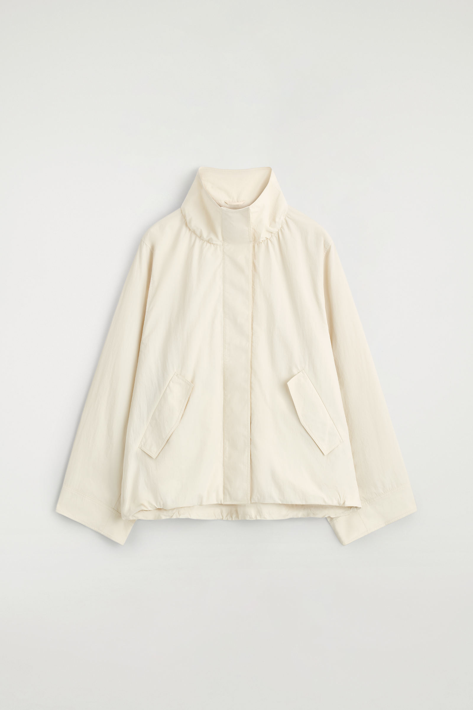 NYLON FUNNEL-NECK JACKET ナイロンファンネルネックジャケット