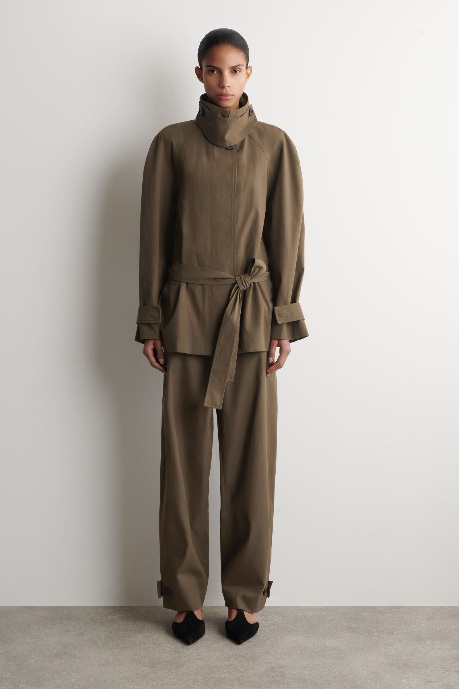BELTED COTTON SHORT TRENCH JACKET ベルト付き コットン ショート