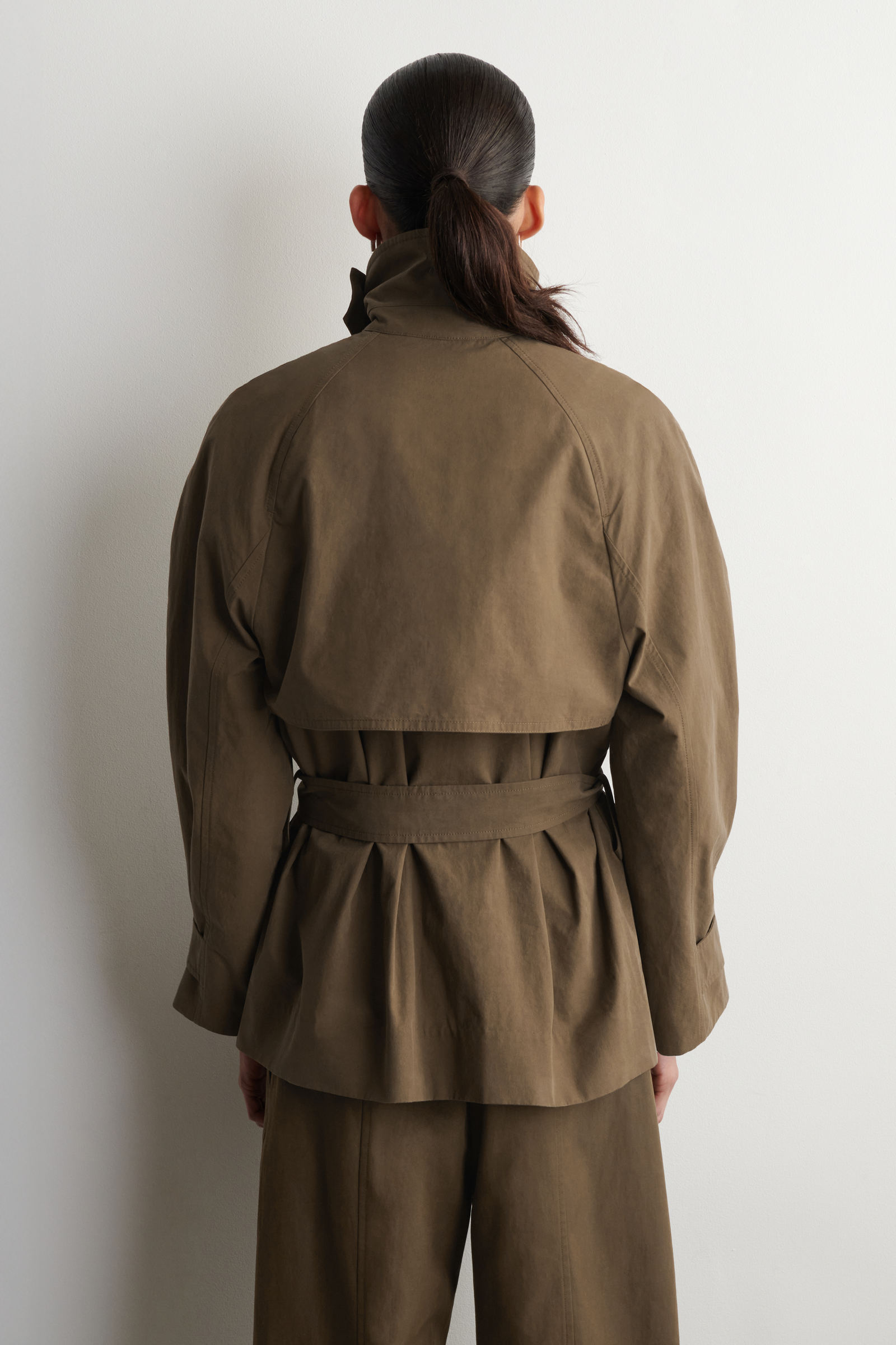 BELTED COTTON SHORT TRENCH JACKET ベルト付き コットン ショート