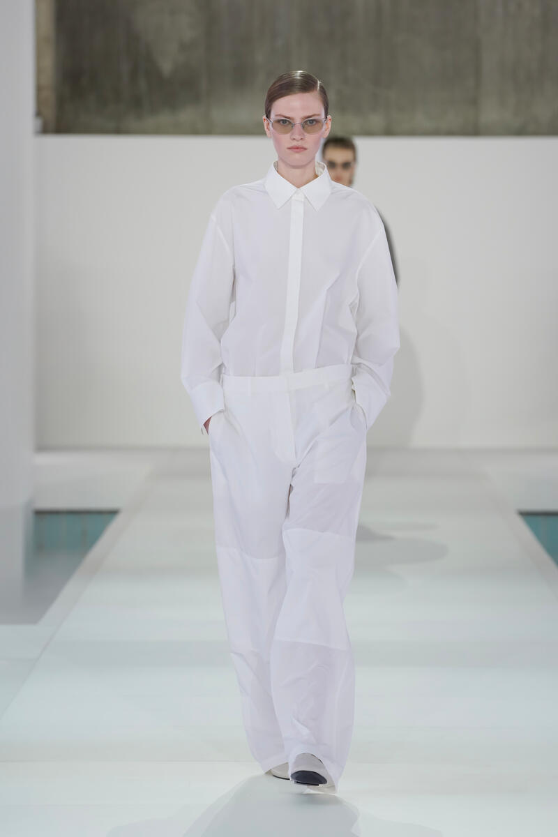 COS ギャザー入りパネルデザイン コットンパンツ