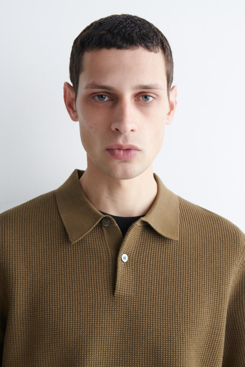 COS ワッフルニットコットンポロシャツ