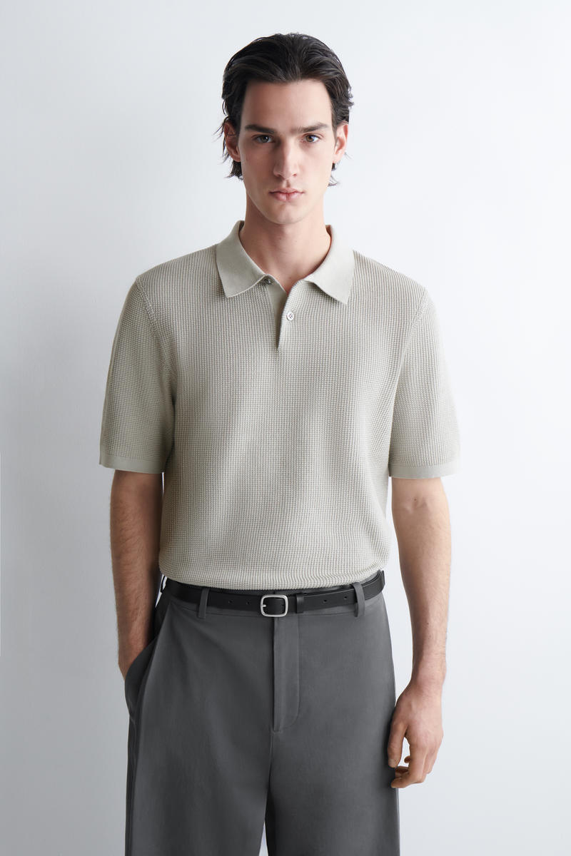 COS ワッフルニットコットンポロシャツ