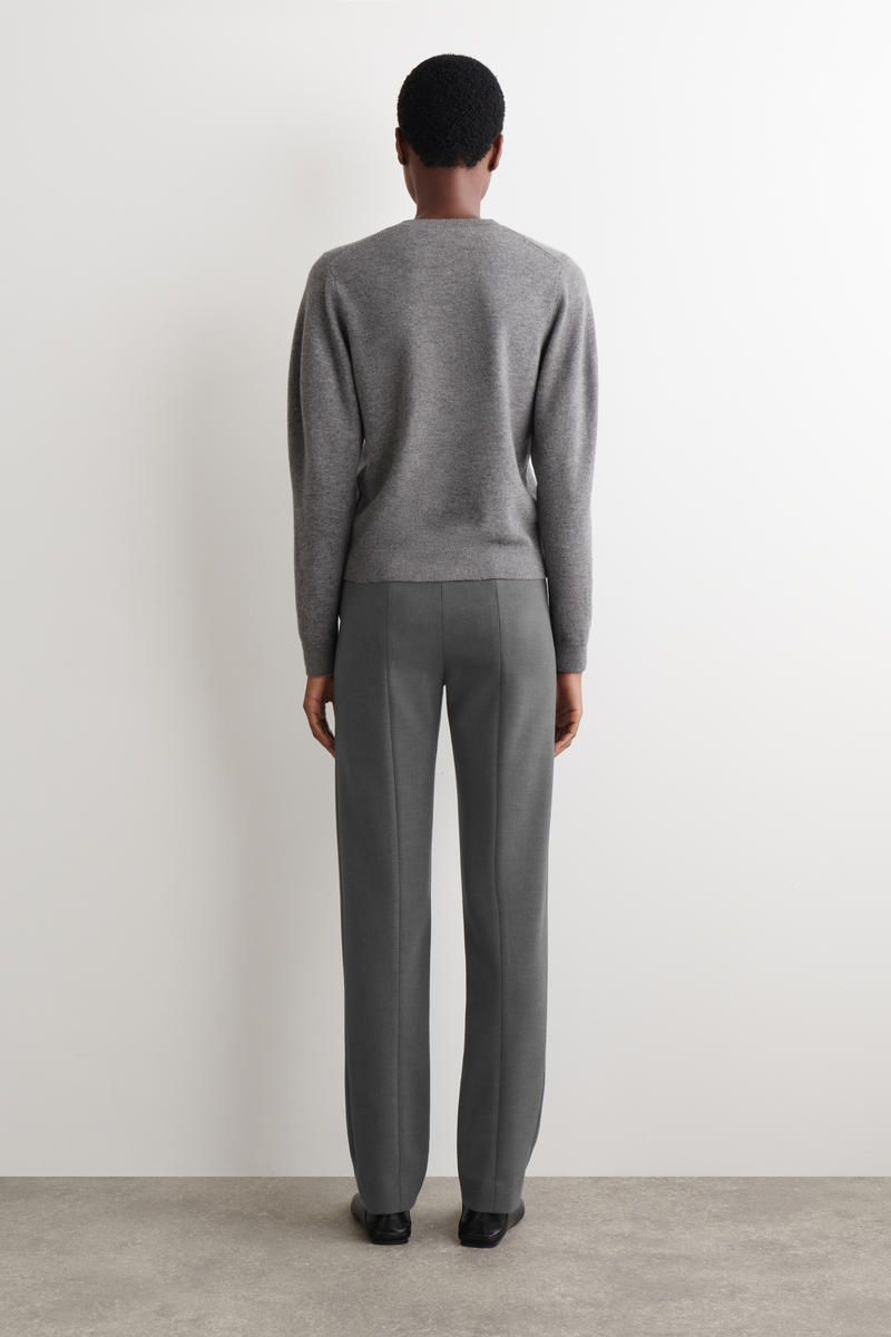 COS スリムストレートレッグパンツ