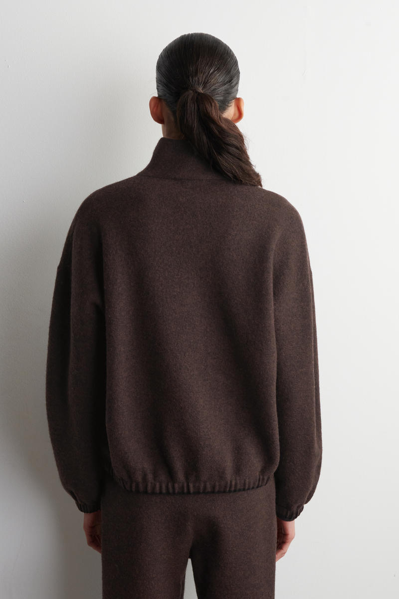 COS ボイルドメリノウールジップアップセーター