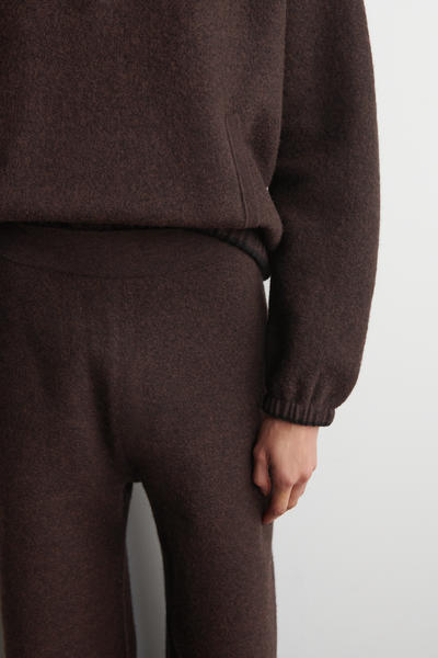 COS ボイルドメリノウール ワイドレッグトラウザーズ