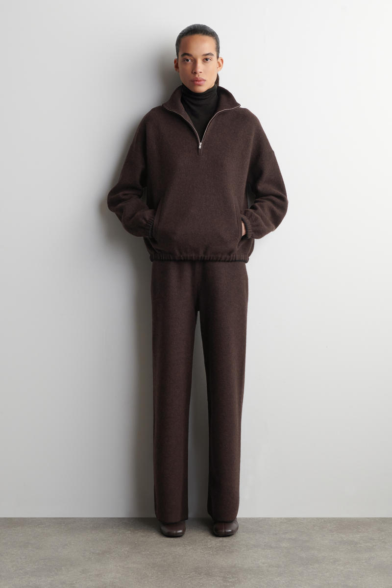 COS ボイルドメリノウール ワイドレッグトラウザーズ