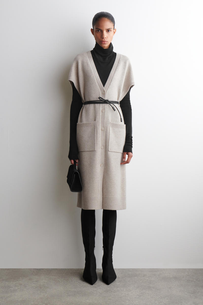 COS ラウンドウールロングラインカーディガン