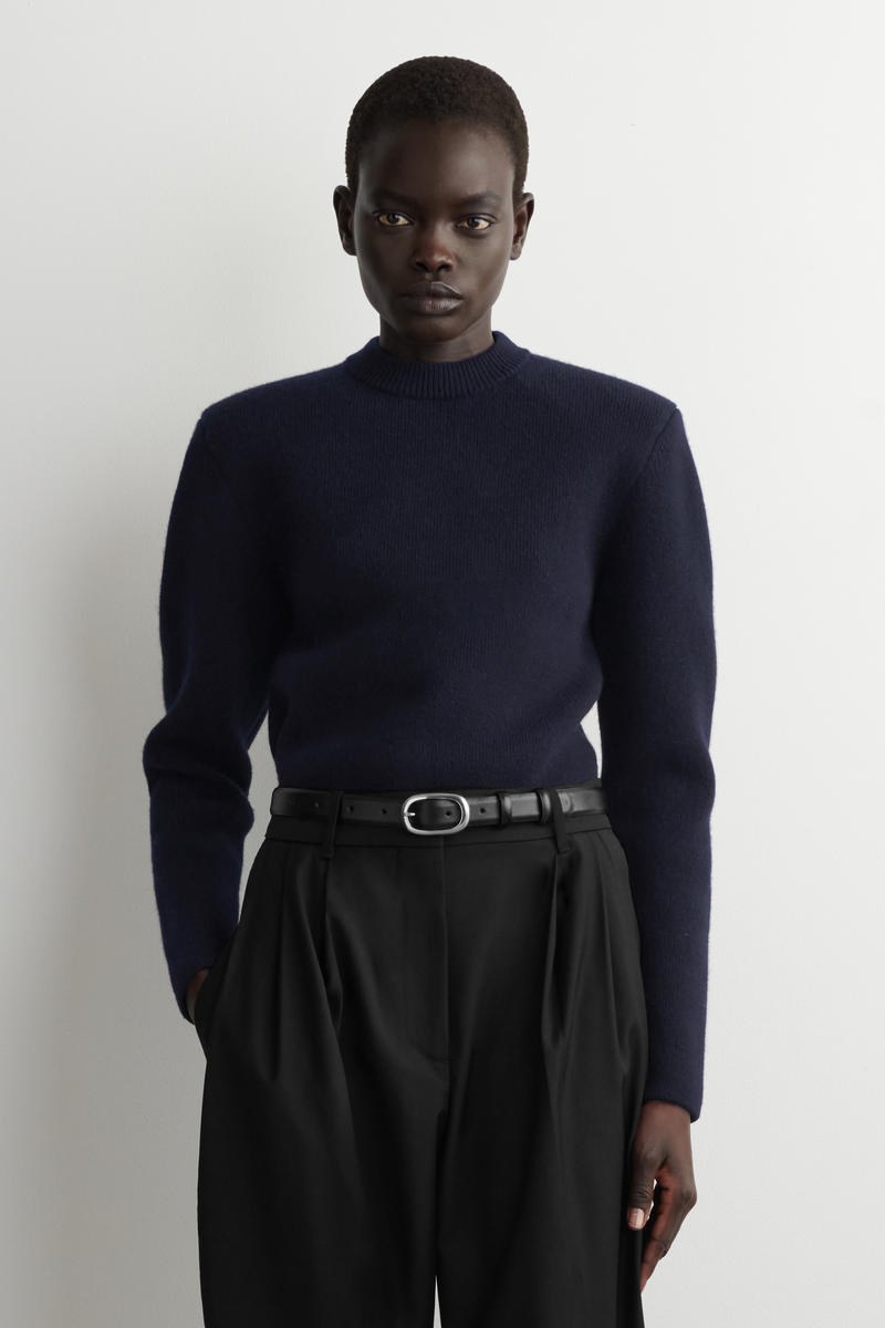 SCULPTED-SHOULDER MERINO WOOL JUMPER スカルプテッドショルダー
