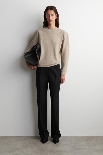 COS メリノウール クルーネックセーター