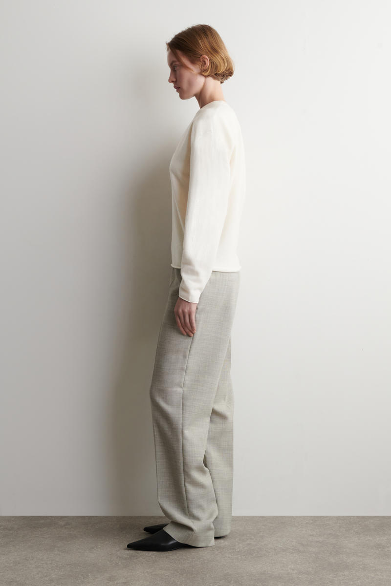 COS メリノウール クルーネックセーター