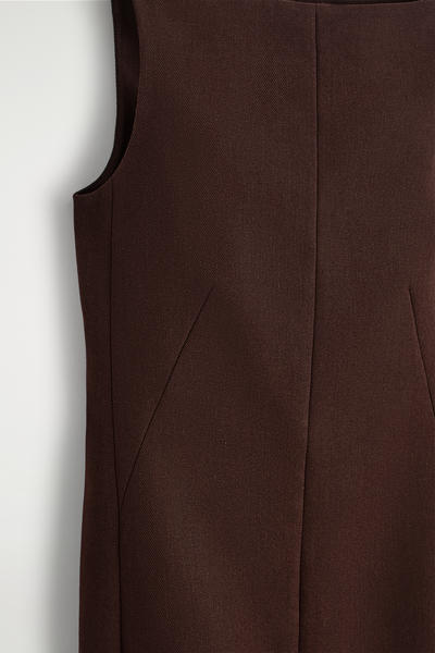 COS テーラードウールミディドレス