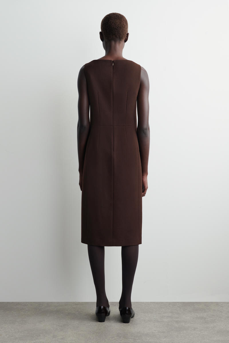 COS テーラードウールミディドレス
