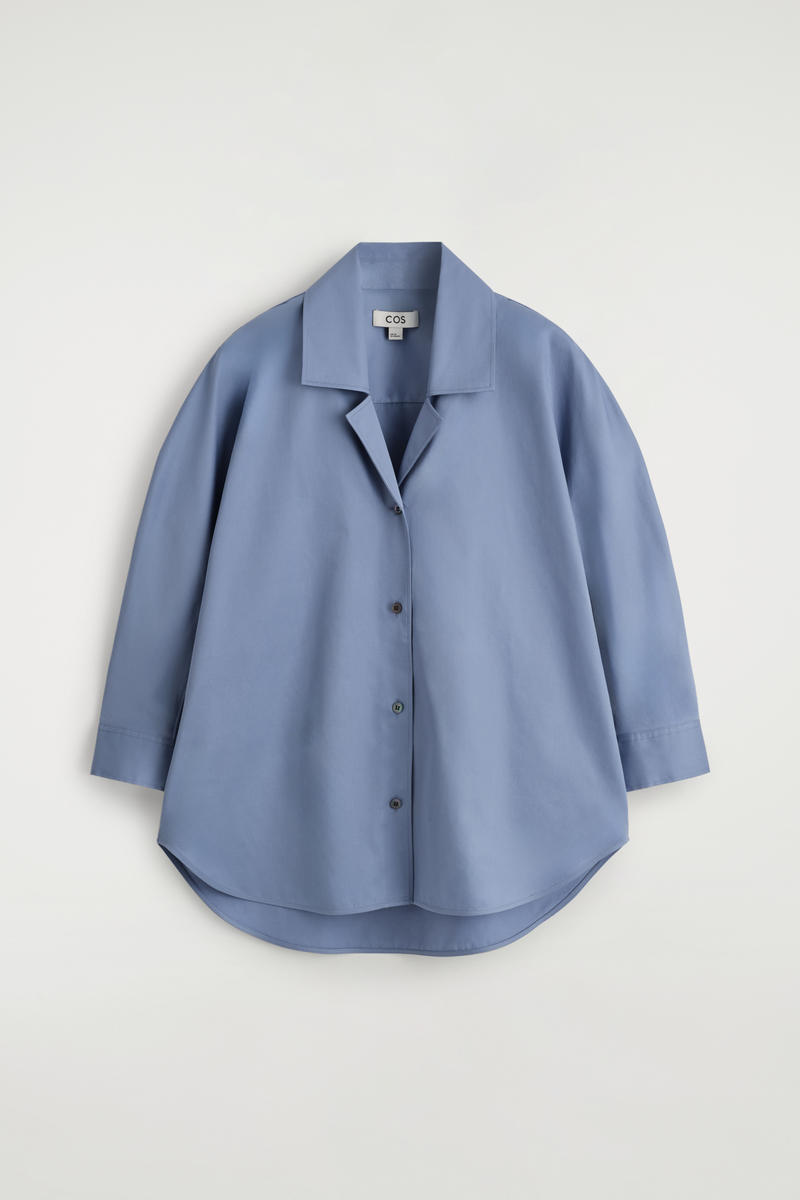 COS 彫刻的なコットンシャツ