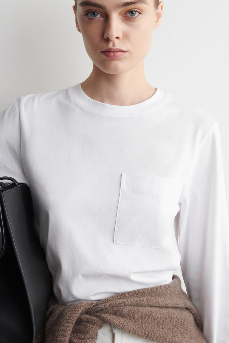 COS オーバーサイズブラッシュド綿長袖Tシャツ