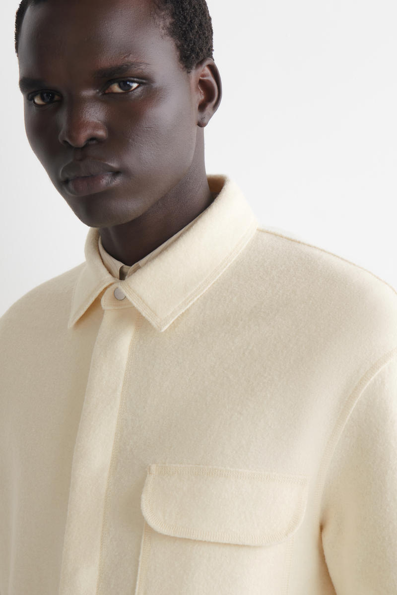 COS フェルトウールシャツ