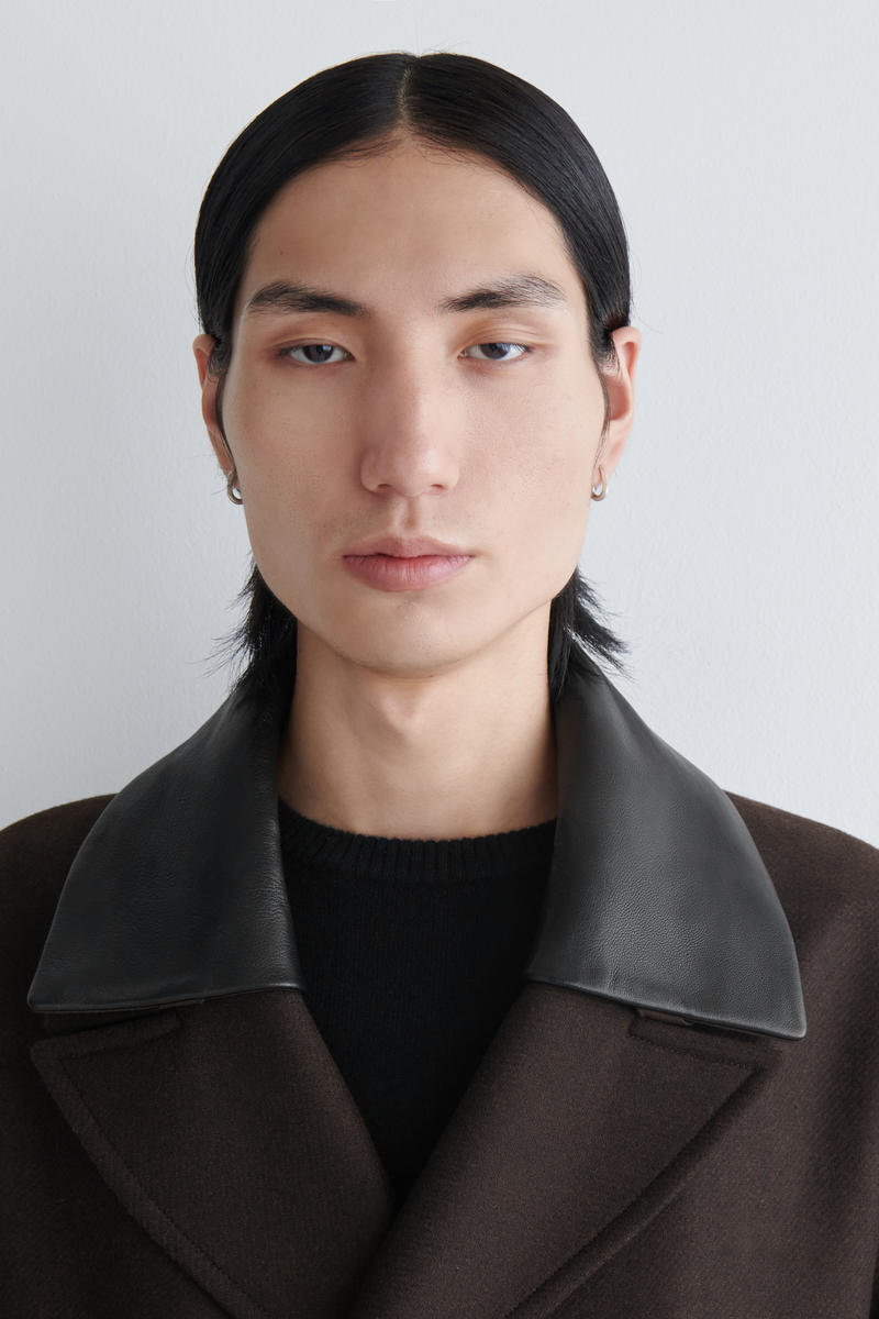 COS ファセットフープイヤリング