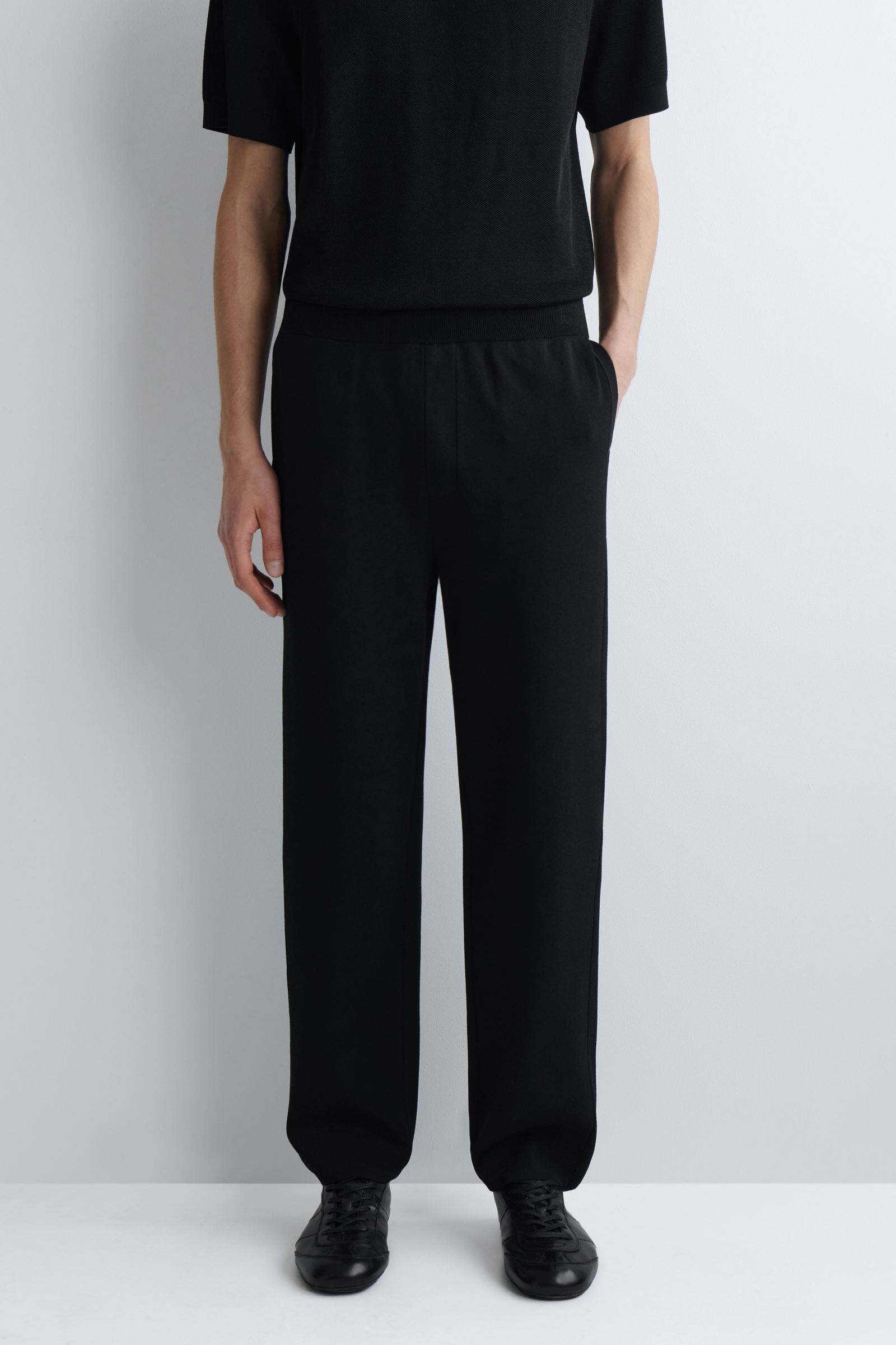 DOUBLE-FACED REGULAR-FIT STRAIGHT-LEG JOGGERS ダブルフェイス