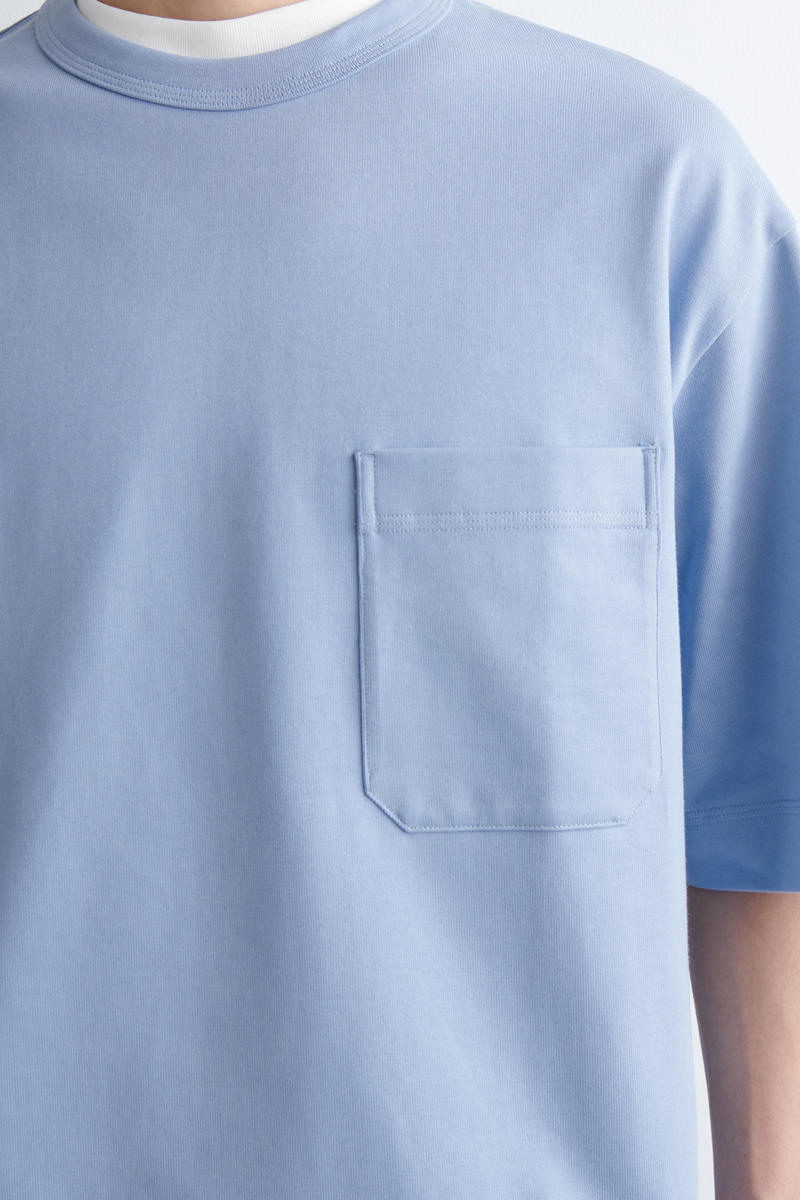 COS オーバーサイズヘビーウェイトTシャツ