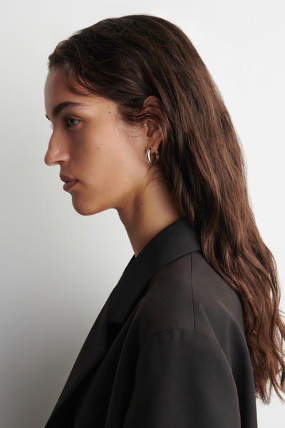 COS フープイヤリング