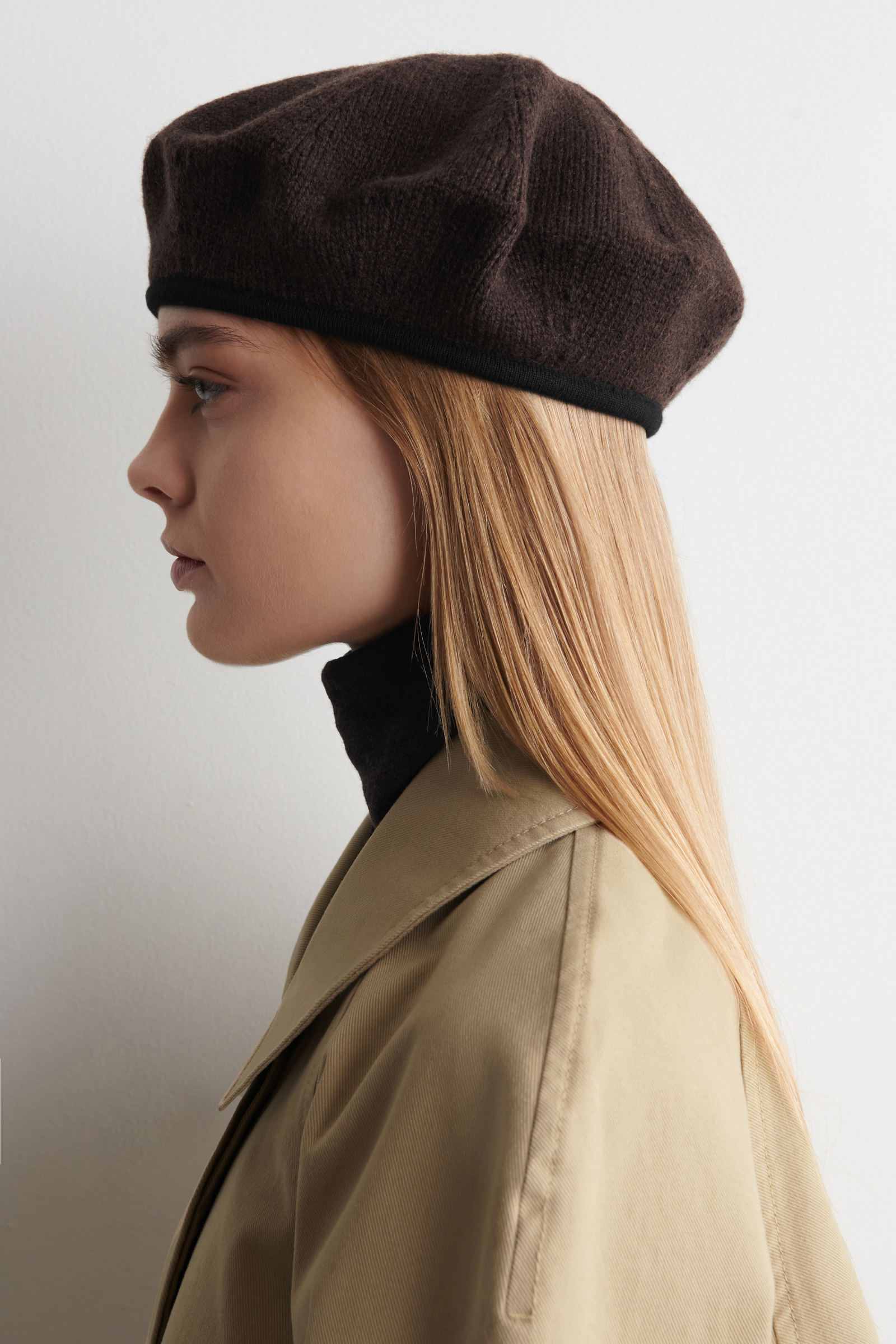 WOOL-YAK BERET ウールヤクベレー帽 ダークブラウン｜COS コス 公式
