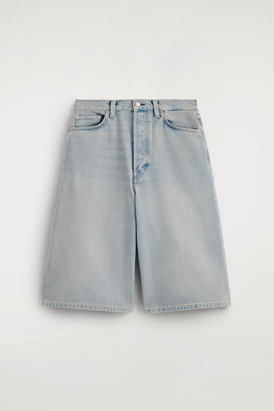 COS ニーレングス デニムショートパンツ