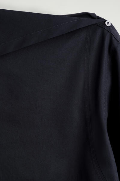 COS アシンメトリーコットンブラウス