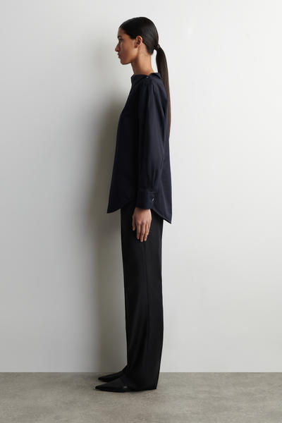 COS アシンメトリーコットンブラウス