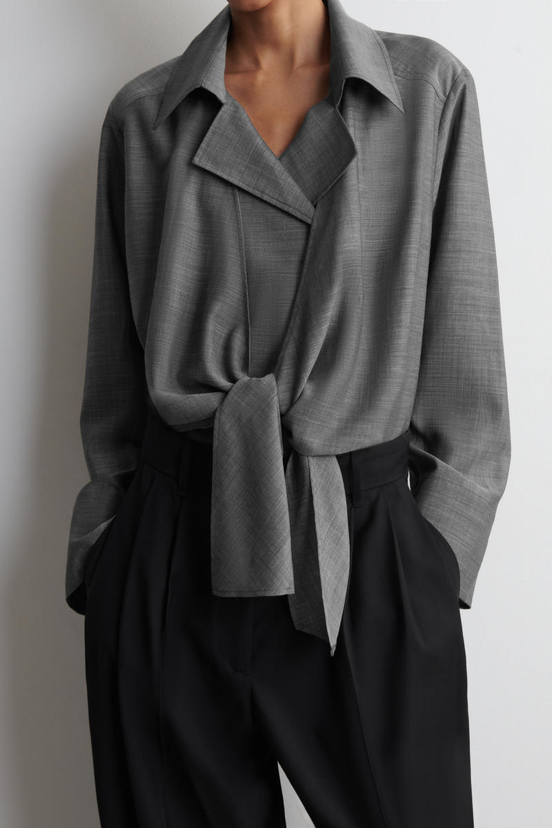 COS タイフロント ウールラミーシャツ