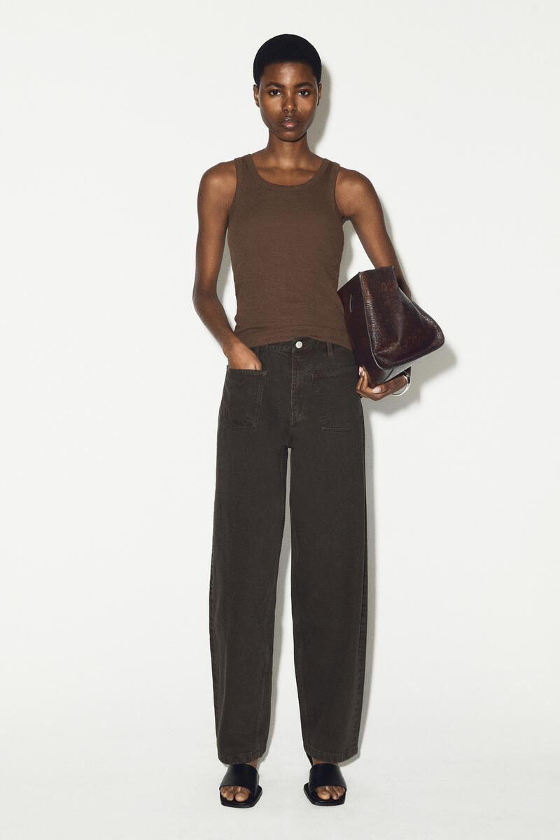 COS パッチポケット ストレートジーンズ