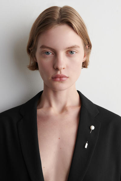 COS 淡水パールブローチ