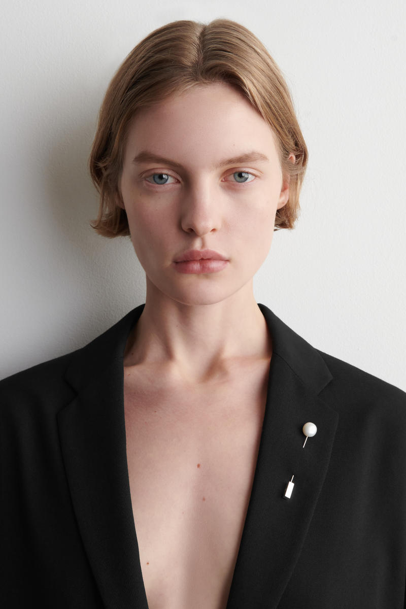 COS 淡水パールブローチ