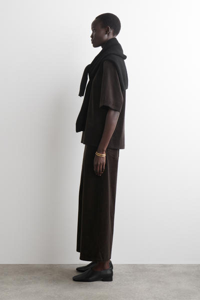 COS コーデュロイキュロット