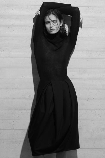 COS プリーツウールミディチューリップスカート