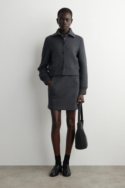 COS ボイルドメリノウールミニスカート