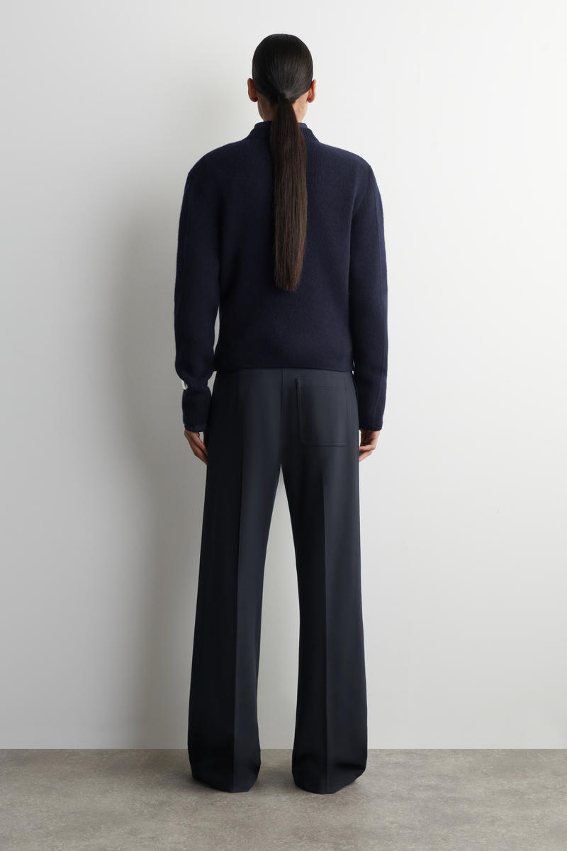 COS MILANOストレートレッグパンツ