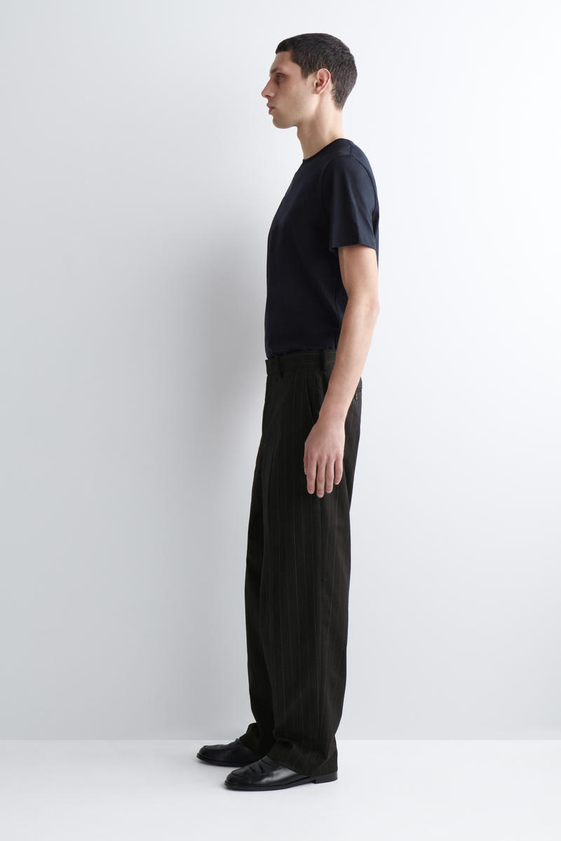 COS ピンストライプ　ワイドレッグパンツ