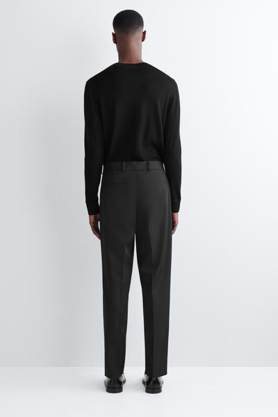 COS ツイルスリムフィット　ストレートレッグパンツ