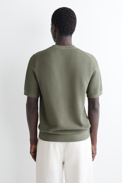 COS ワッフルニットコットンTシャツ