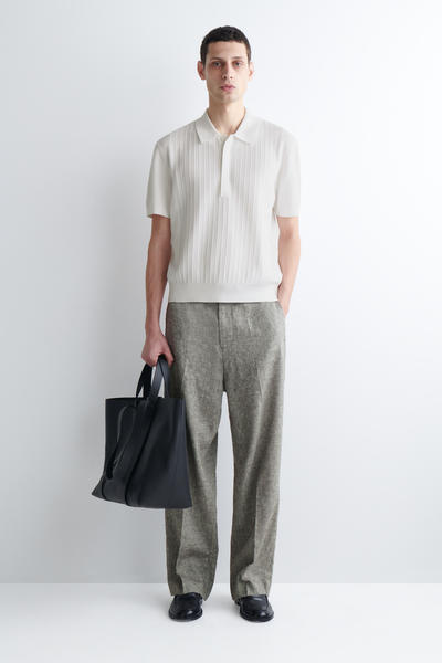 COS テクスチャードパネル　コットンポロシャツ