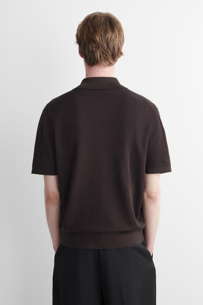 COS テクスチャードパネル　コットンポロシャツ