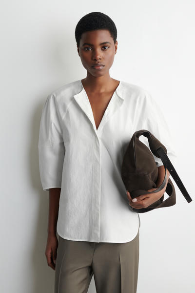 COS 彫刻的なピマコットン ポプリンブラウス