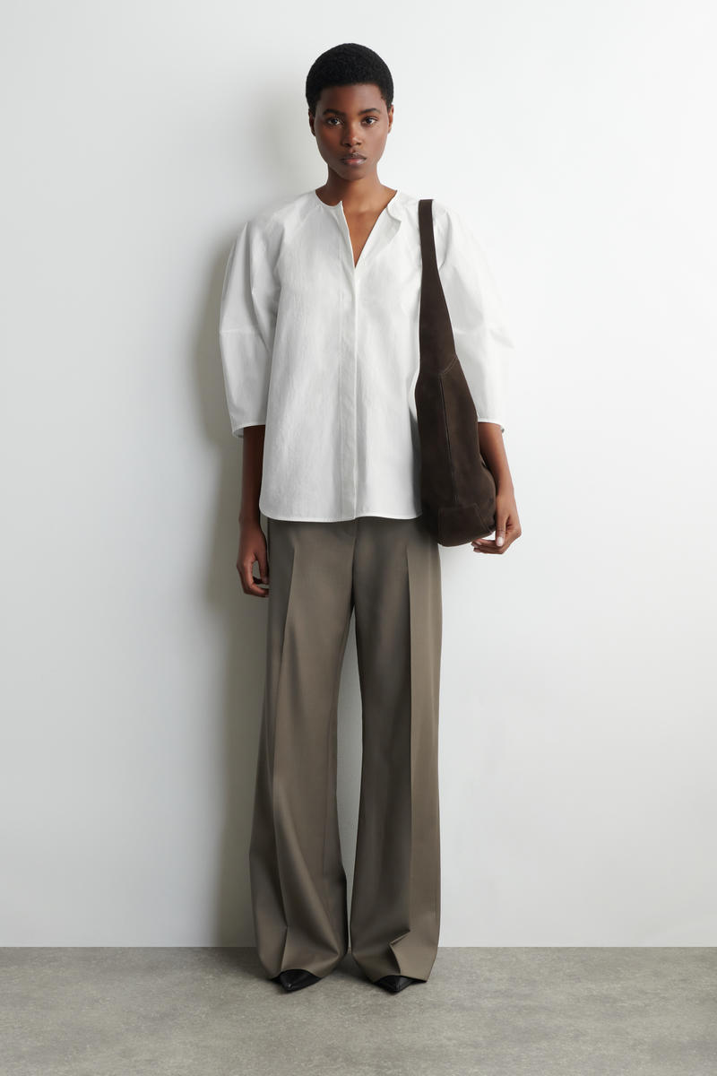 COS 彫刻的なピマコットン ポプリンブラウス