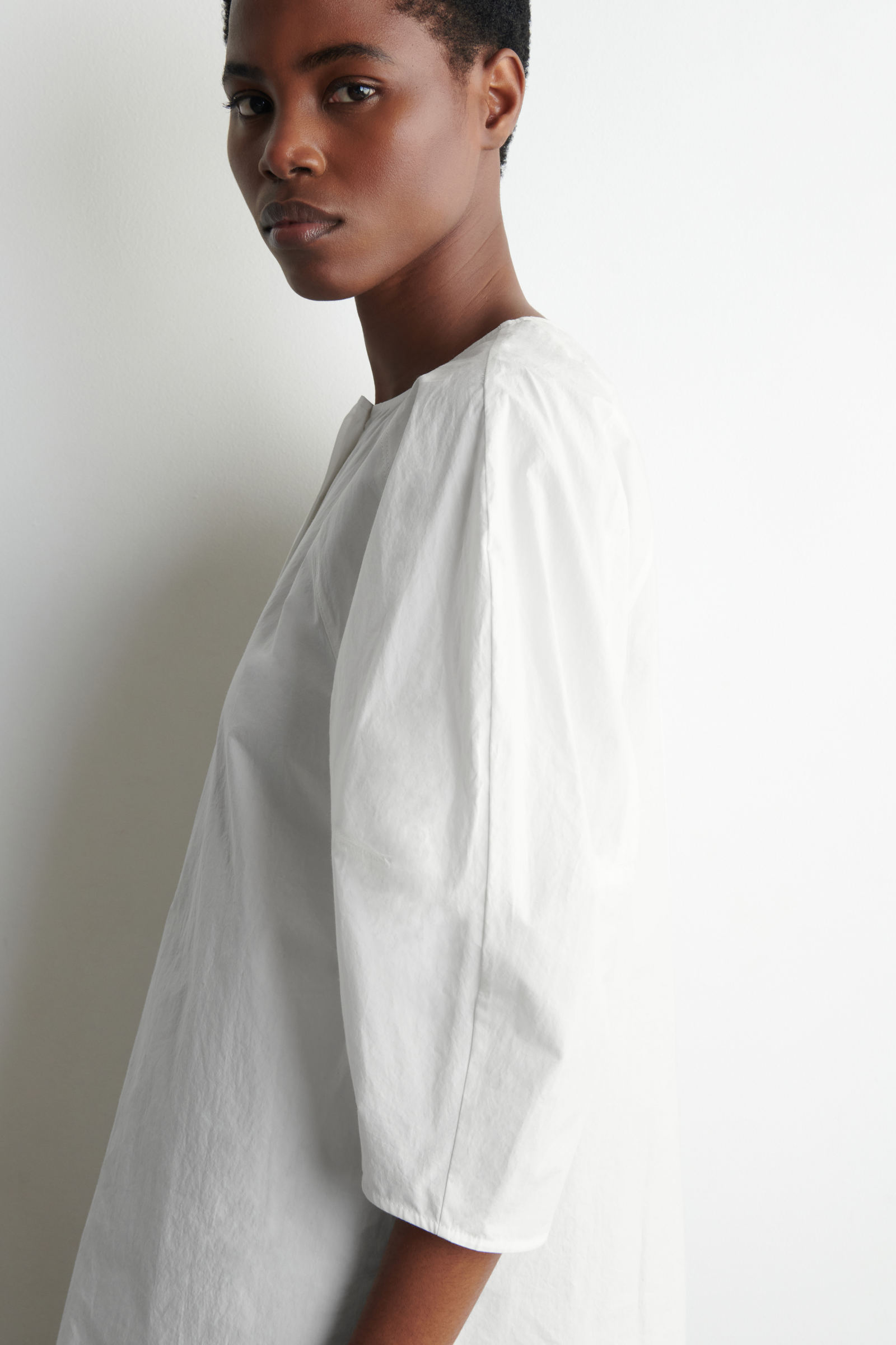 SCULPTURAL PIMA COTTON-POPLIN BLOUSE 彫刻的なピマコットン ポプリン 