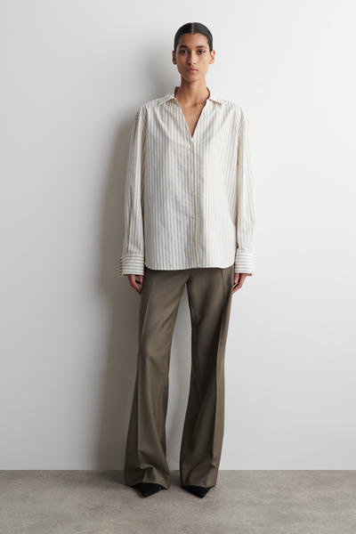 COS オープンカラー コットンポプリンシャツ