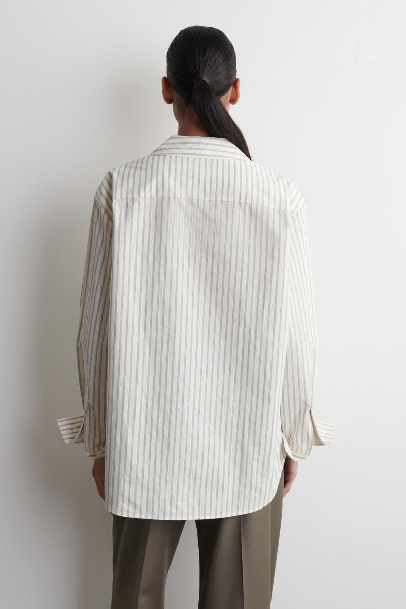 COS オープンカラー コットンポプリンシャツ