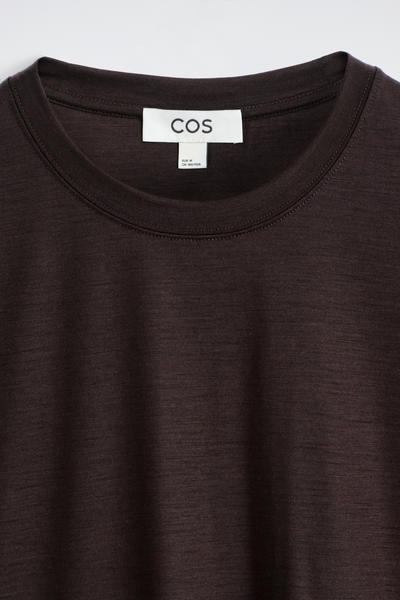 COS ライトウェイト ウールTシャツ