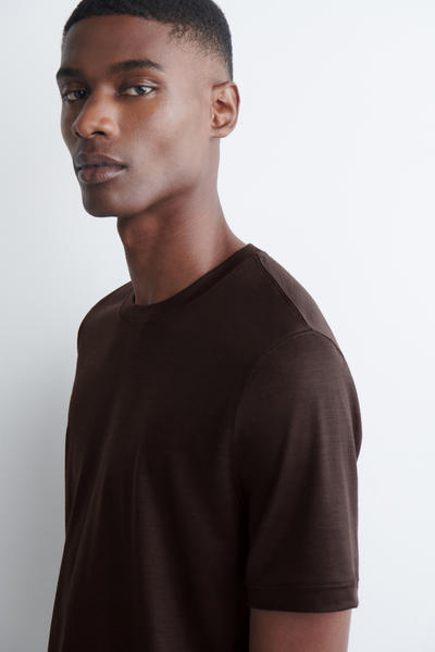 COS ライトウェイト ウールTシャツ