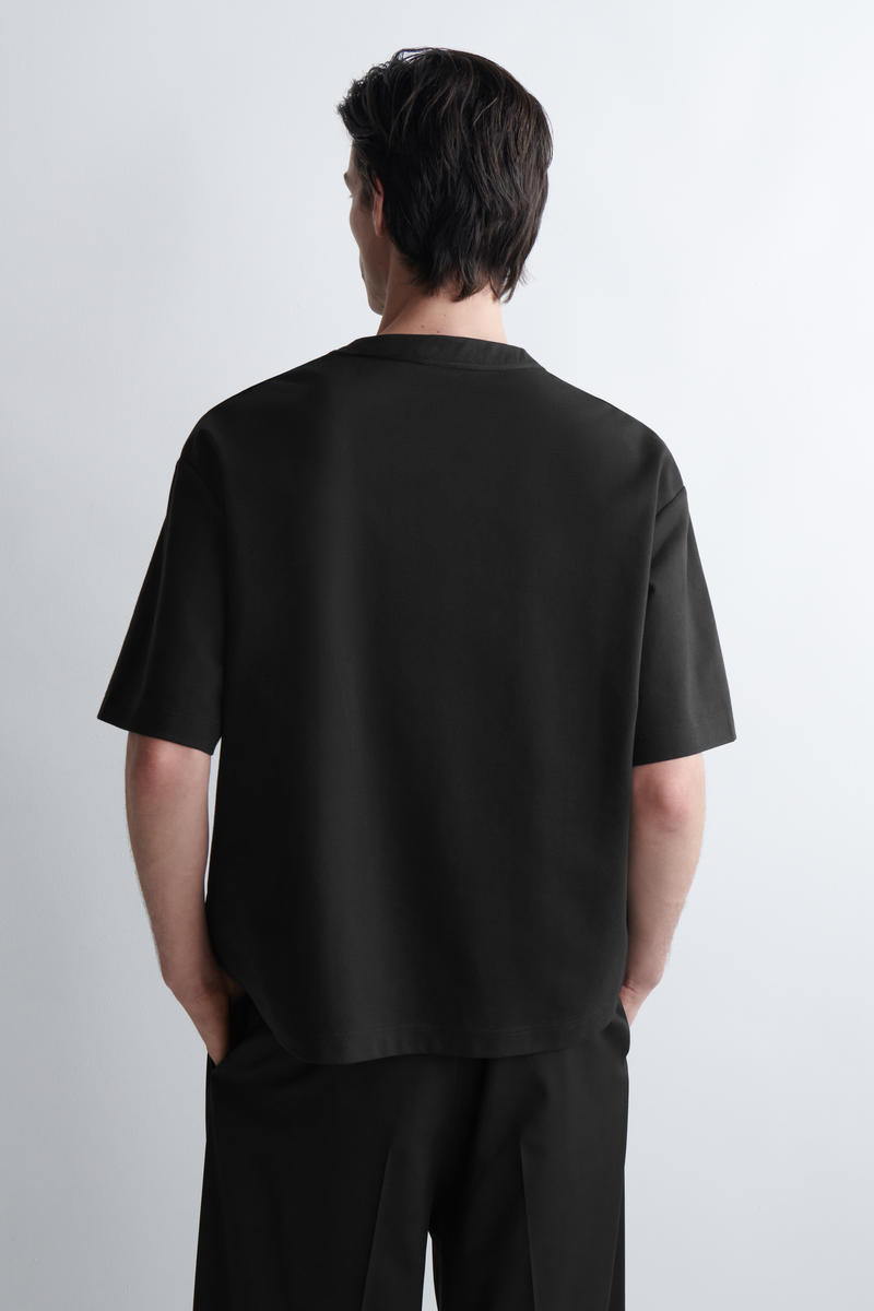 COS オーバーサイズ コットンジャージー ヘンリーTシャツ